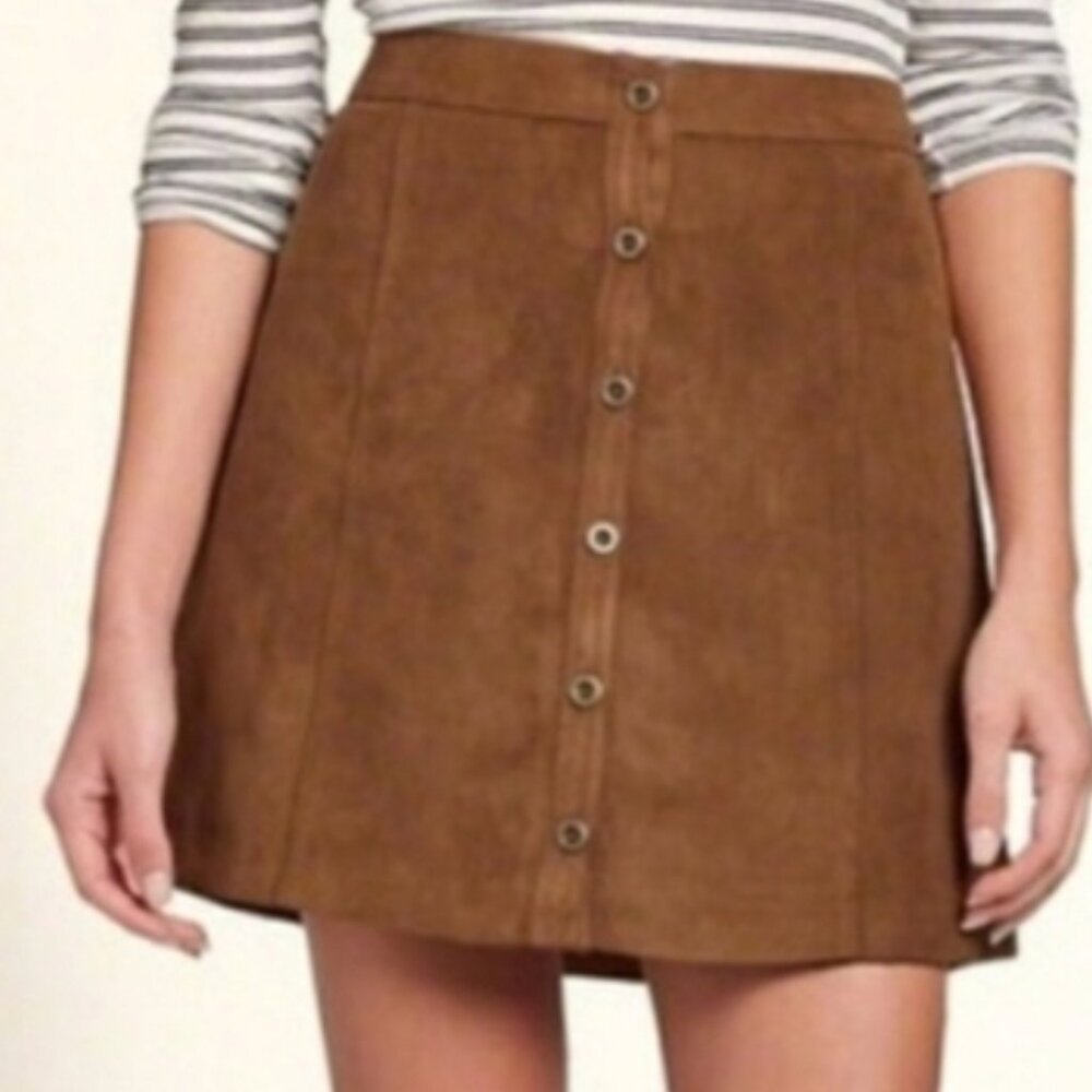 Hollister Brown Faux/Vegan Suede A Line Mini Skirt with Buttons - Size 2